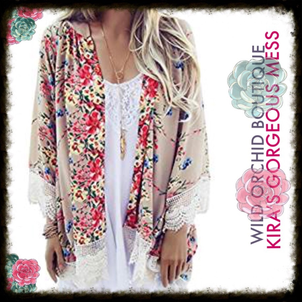 ✨BNWT✨ KIMONO FLORAL PRINT ✨PLUSE SIZE AS WELL✨